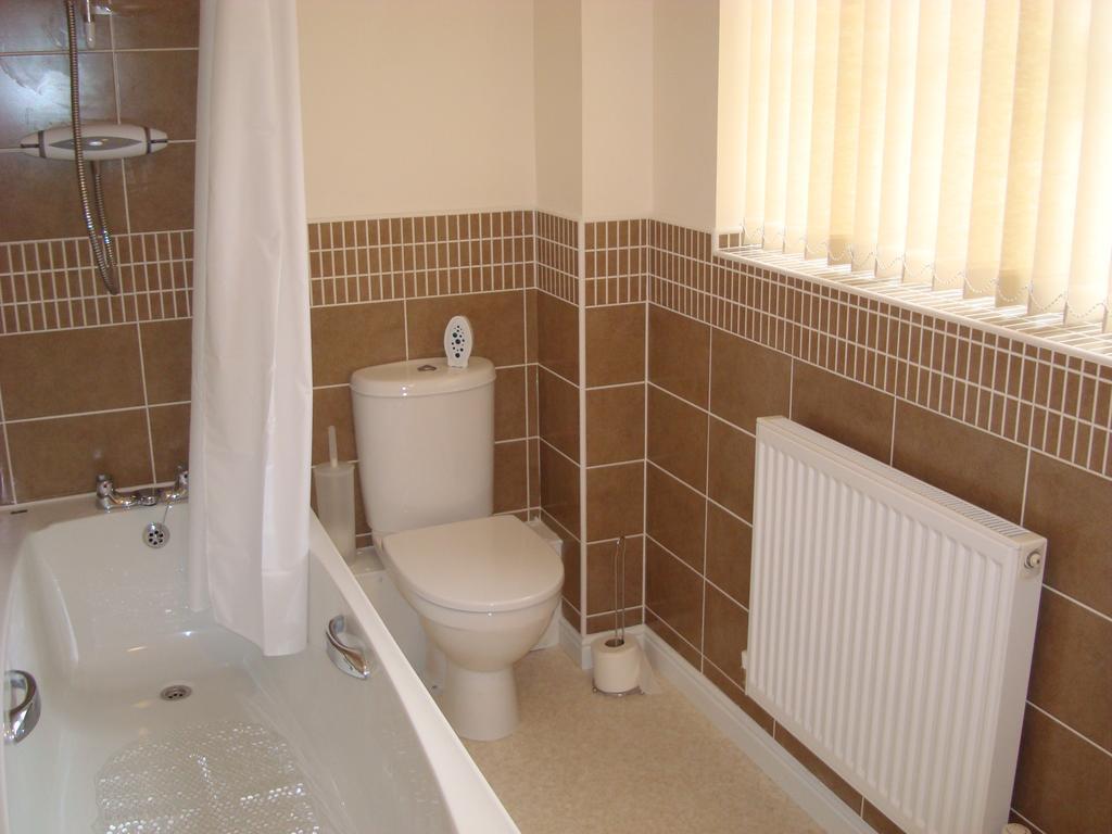At Home In The City Serviced Apartments Newport Exterior foto
